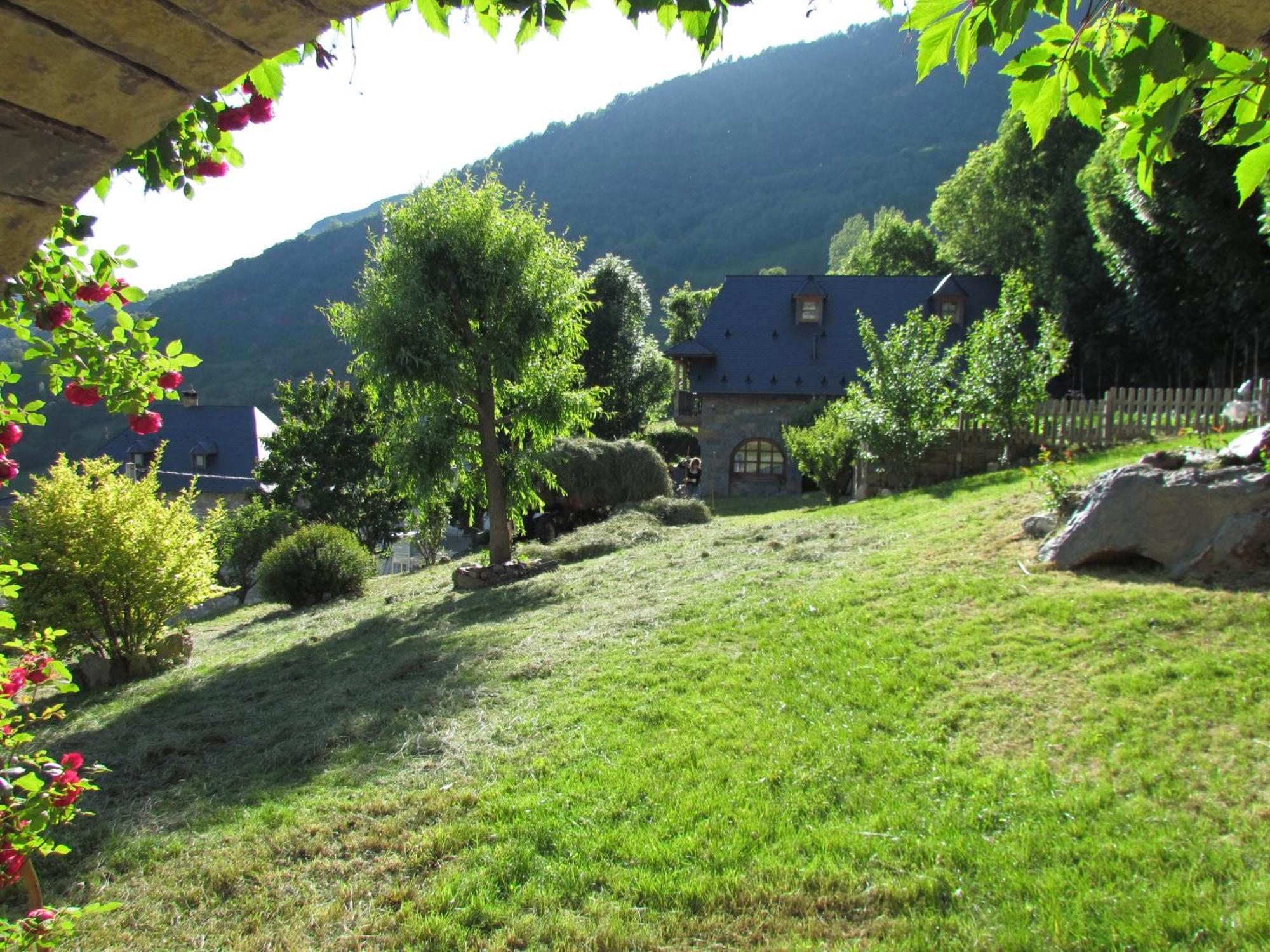 Casa Rural Fontamil Gistaín Exterior foto